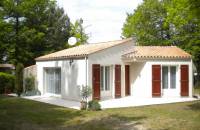 maison indépendante sur terrain clos et boisé