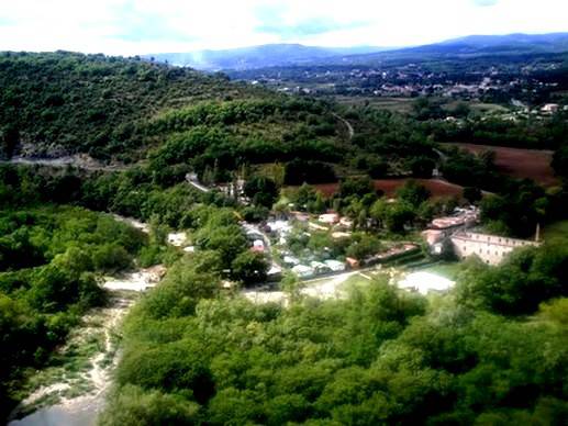 Gîte Chalet, 2 à 5p, climatisé, dans Camping Résidentiel Sud Ardèche