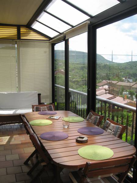 Villa indépendante dans l'Aveyron, face au Viaduc de MIllau