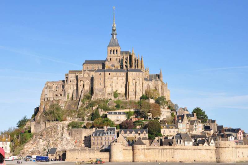 MONT SAINT MICHEL Maison individuelle