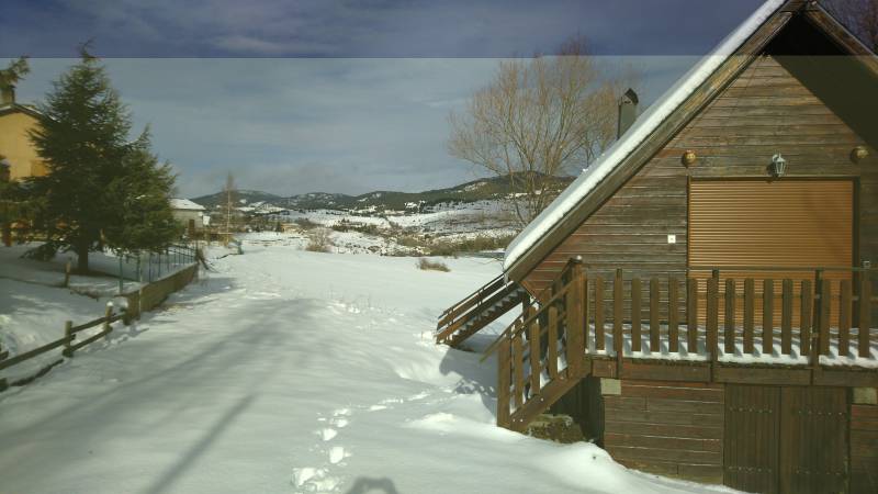 chalet en pleine nature proche cité fortifiée de MONT-LOUIS  et de FONT-ROMEU  sur 4000M2 de terrain