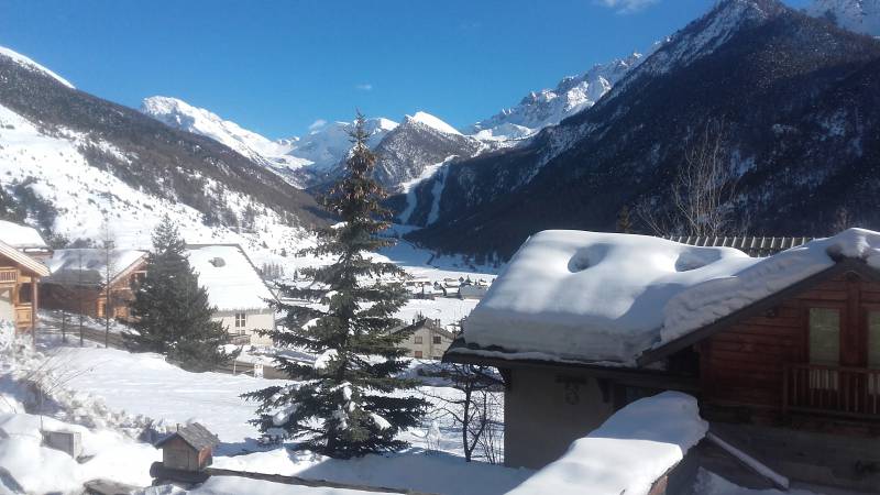 maison a CEILLAC avec vue imprenable sur les montagnes