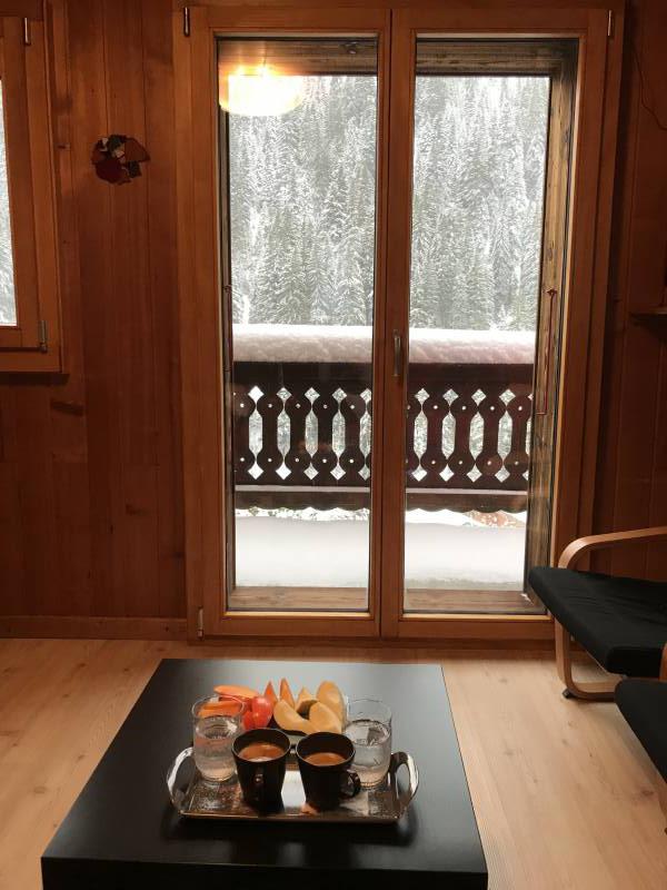 Petit chalet suisse cosy