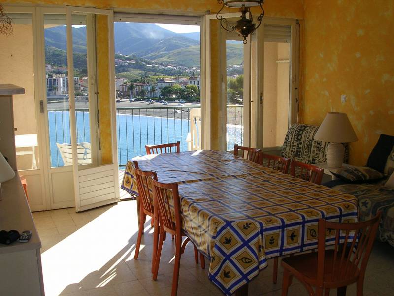 Appartement dans maison familiale sur le front de mer