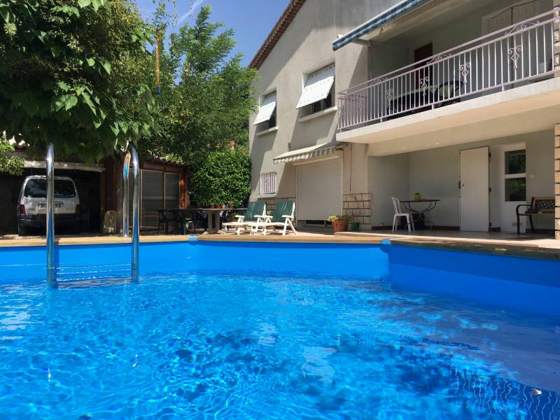 maison indépendante avec petite piscine en ARDECHE