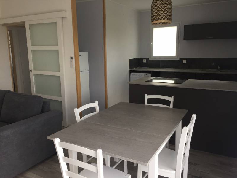 Appartement neuf climatisé  et lumineux avec terrasse de 32 m2 vue sur la Nature dans l'Hérault