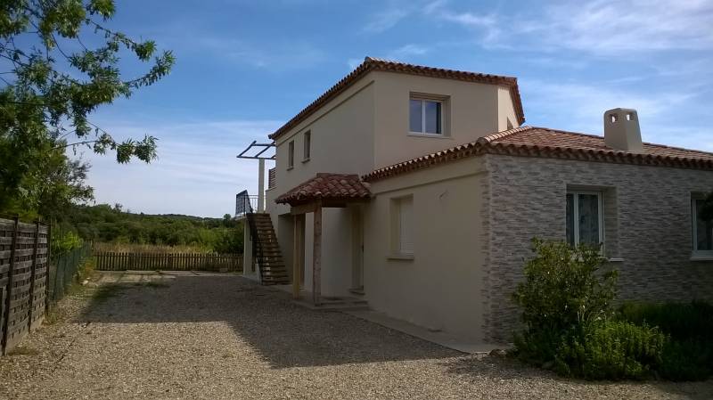 Appartement neuf climatisé  et lumineux avec terrasse de 32 m2 vue sur la Nature dans l'Hérault