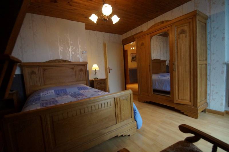 Appartement indépendant dans une grande maison des Vosges à proximité de montagnes boisées