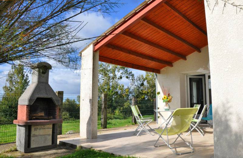 Maison indépendante avec piscine intérieure chauffée