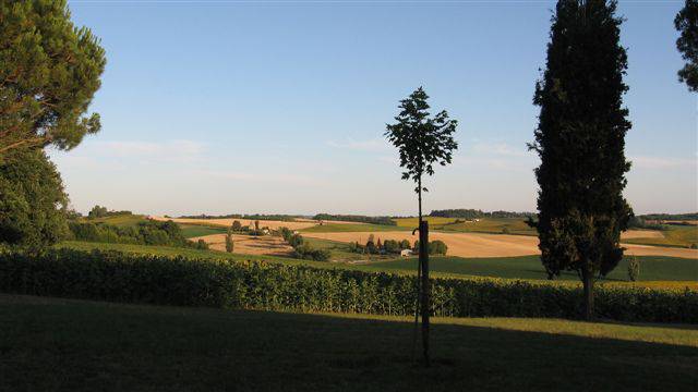 maison individuelle à la campagne .beau panorama au calme