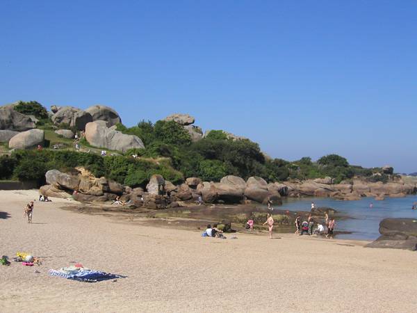 Maison  à 5 km de la mer près de Paimpol et de sa cote de granit rose