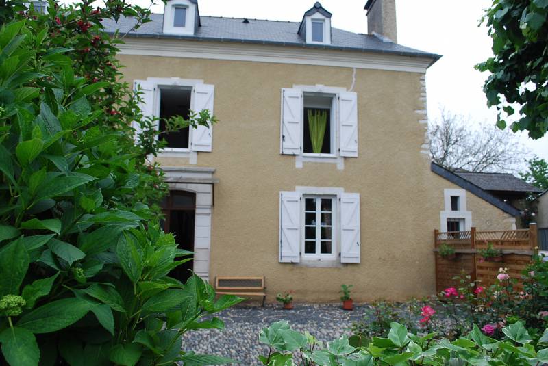 Maison en duplex entre Pau et Lourdes